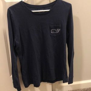 Medium Vineyard vines long sleeve tee